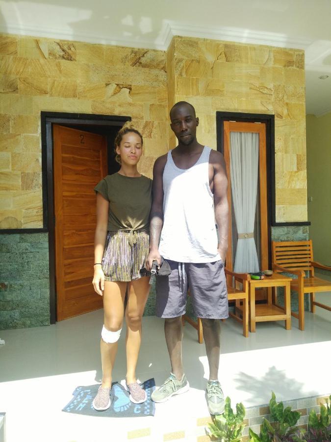 Yudis Homestay Toyapakeh Esterno foto