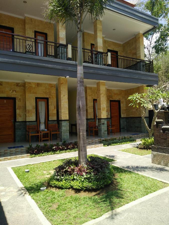 Yudis Homestay Toyapakeh Esterno foto